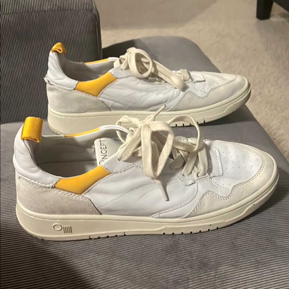Oncept Phoenix Sneakers – White Cloud – Size 8 – Worn Twice